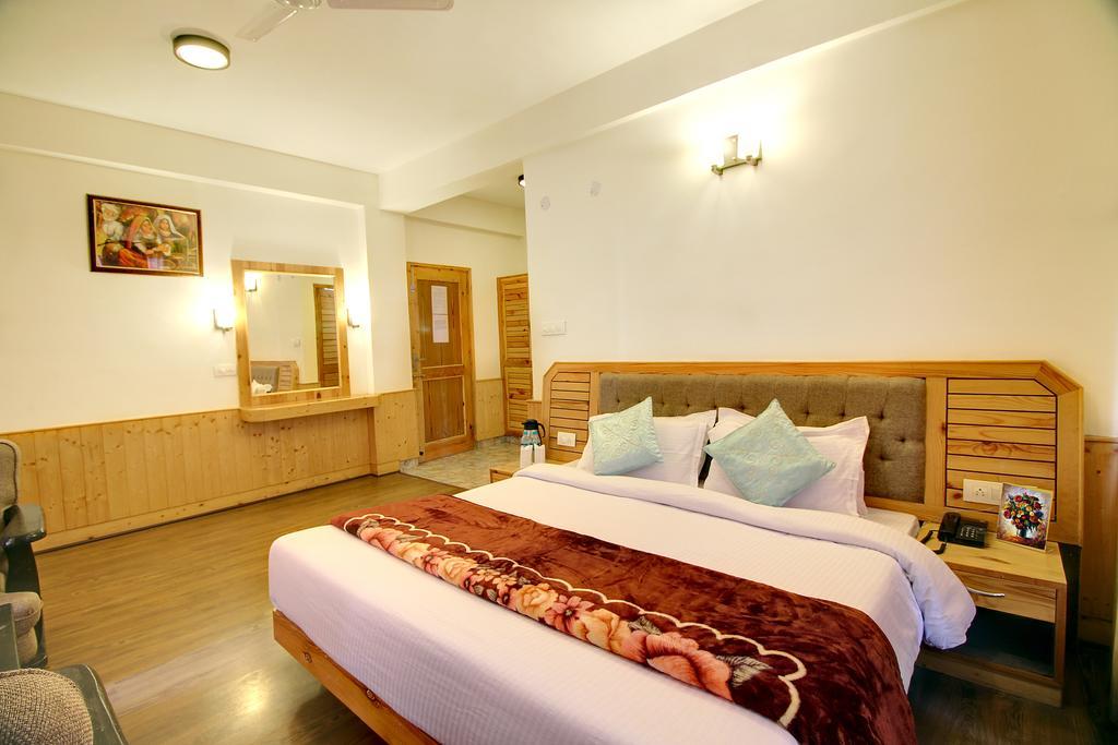 Hotel Thomas Villa Manāli Exteriér fotografie